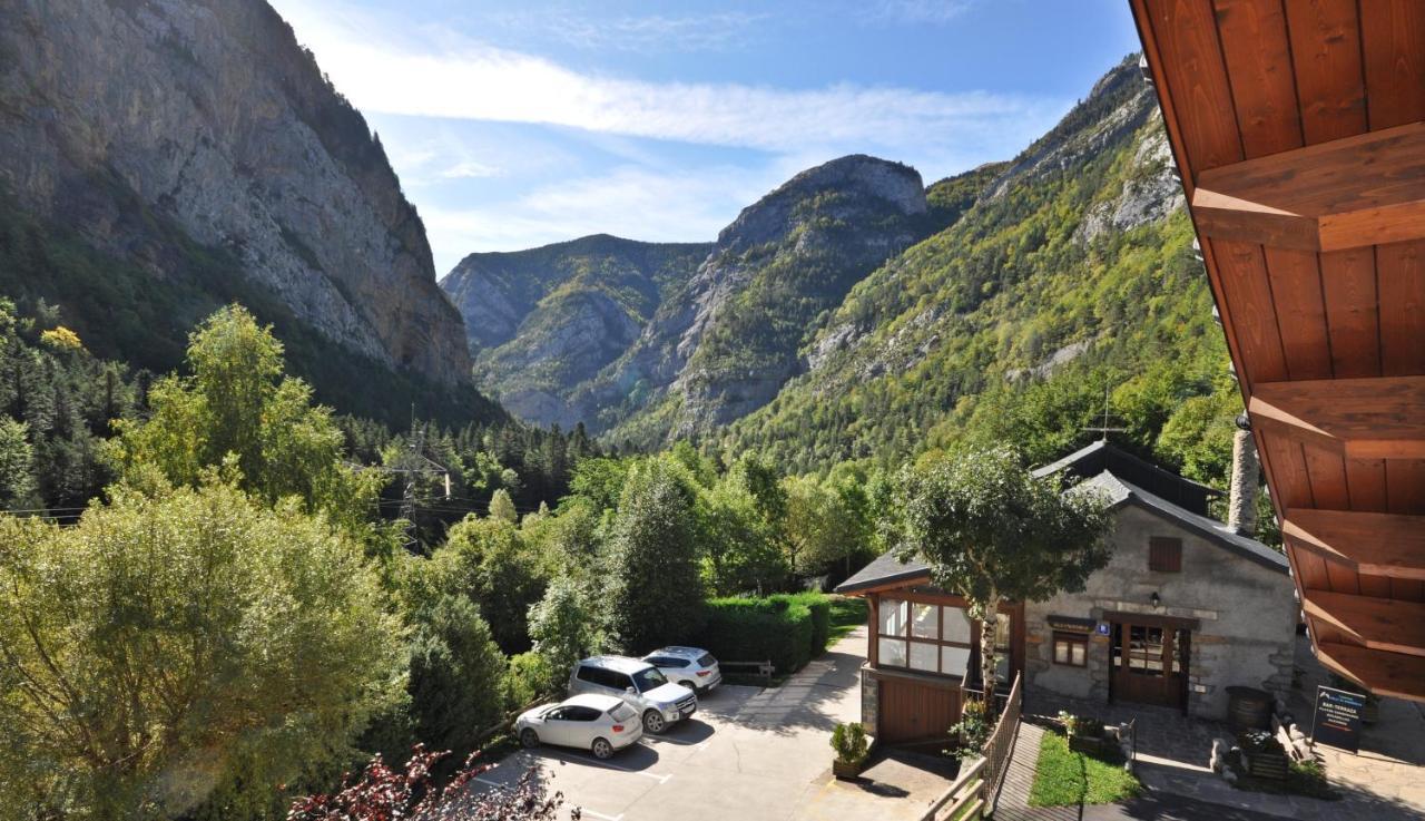 Camping Valle De Bujaruelo Torla-Ordesa Exterior photo